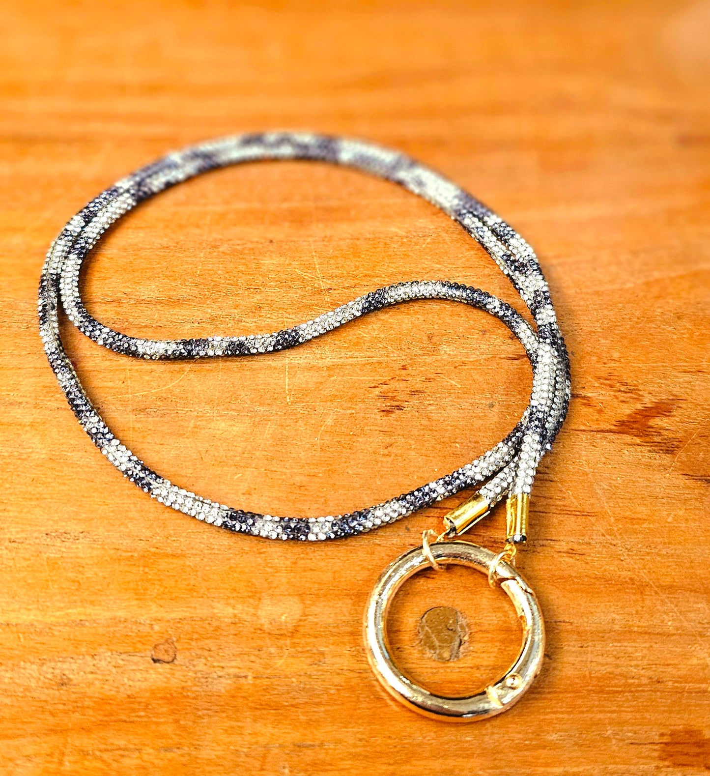 Tak Laccio collana strass portaocchiali con anello dorato