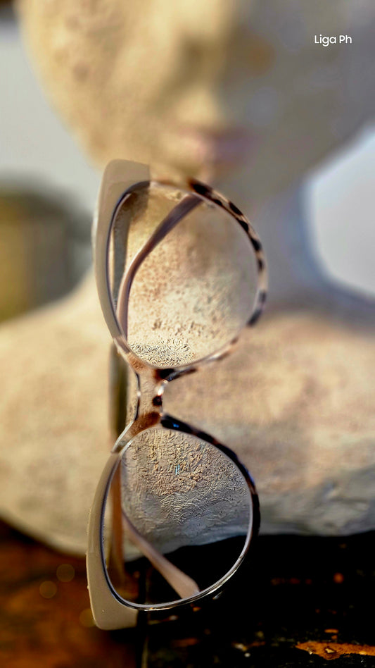 Occhiale Paola 2.0 graduato per lettura con laccio e custodia