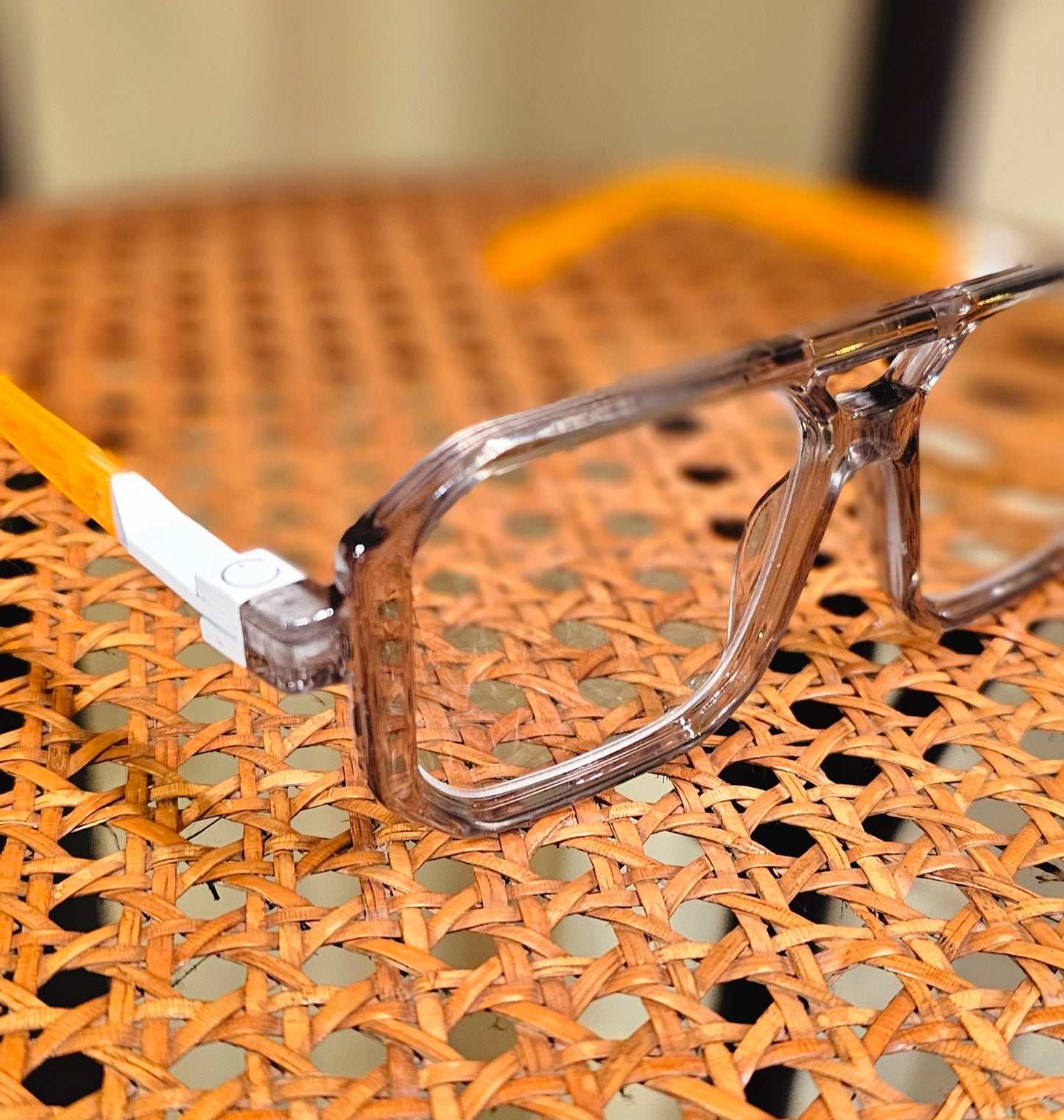 Occhiale Assia 2.0 graduato per lettura con laccio e custodia